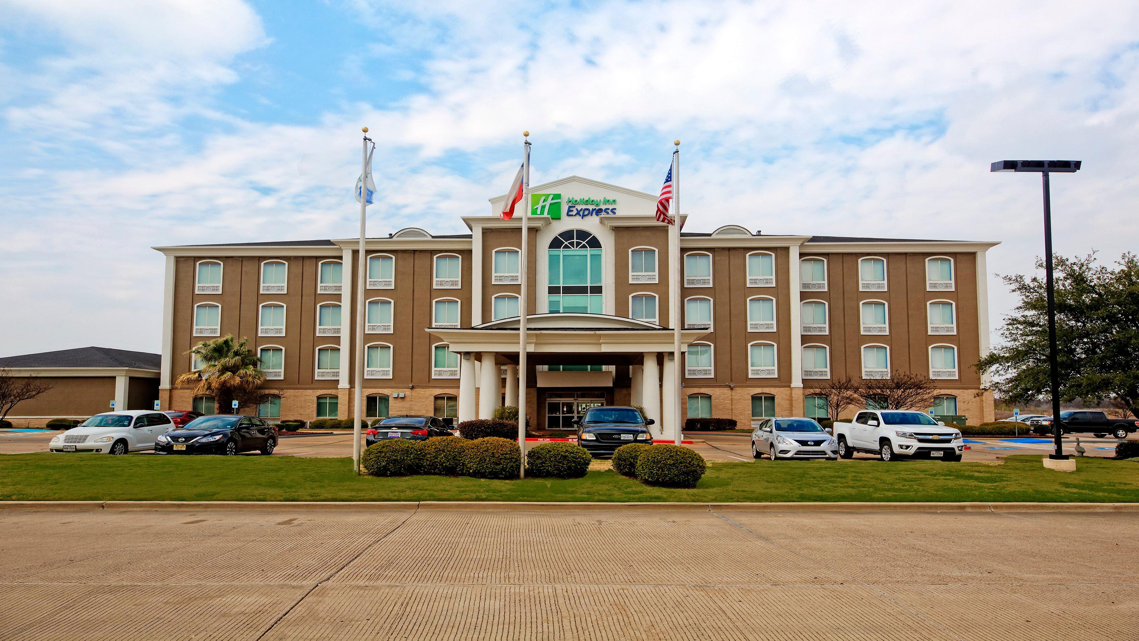 Holiday Inn Express Hotel And Suites Corsicana I-45 By Ihg Extérieur photo