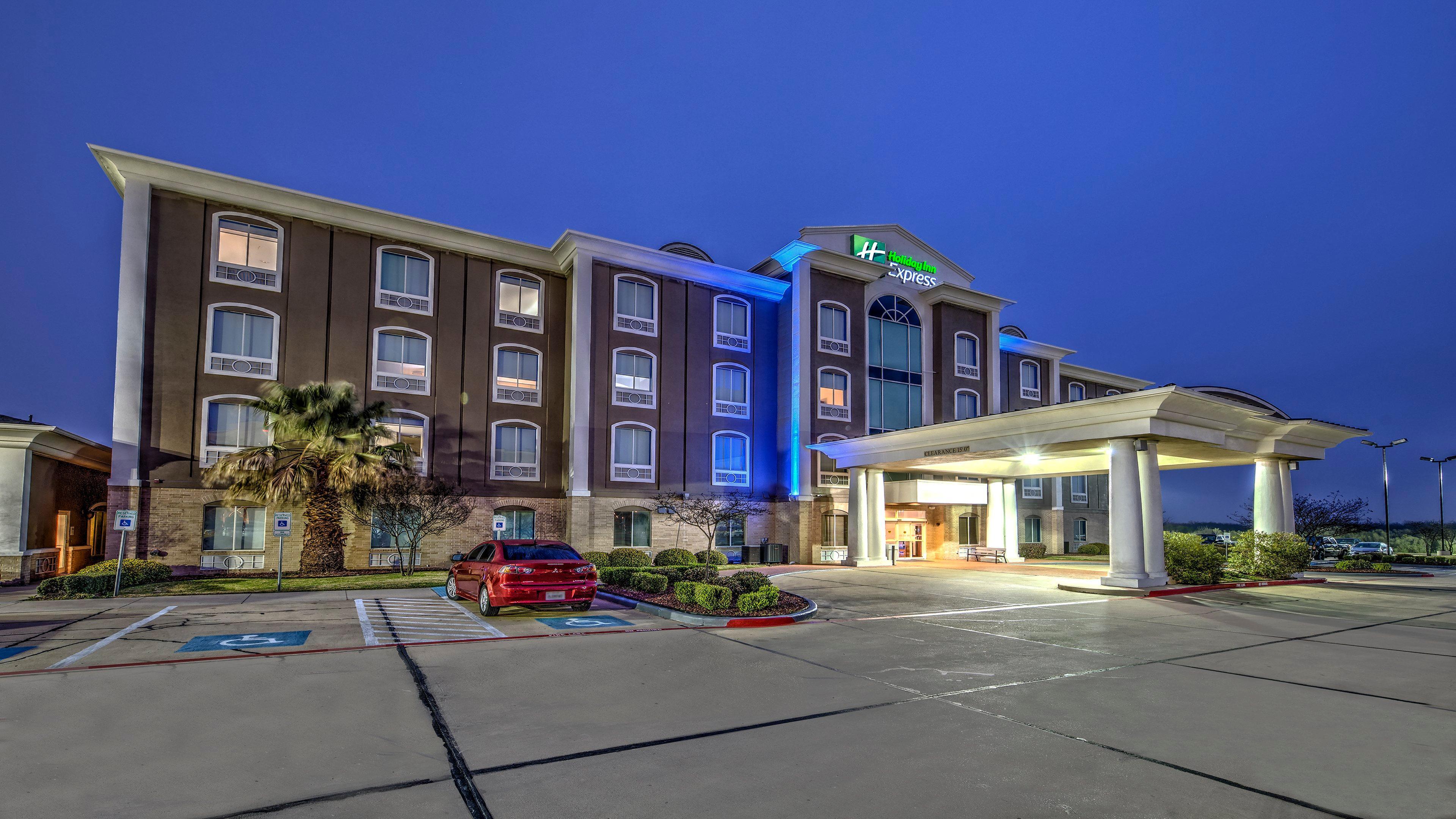 Holiday Inn Express Hotel And Suites Corsicana I-45 By Ihg Extérieur photo
