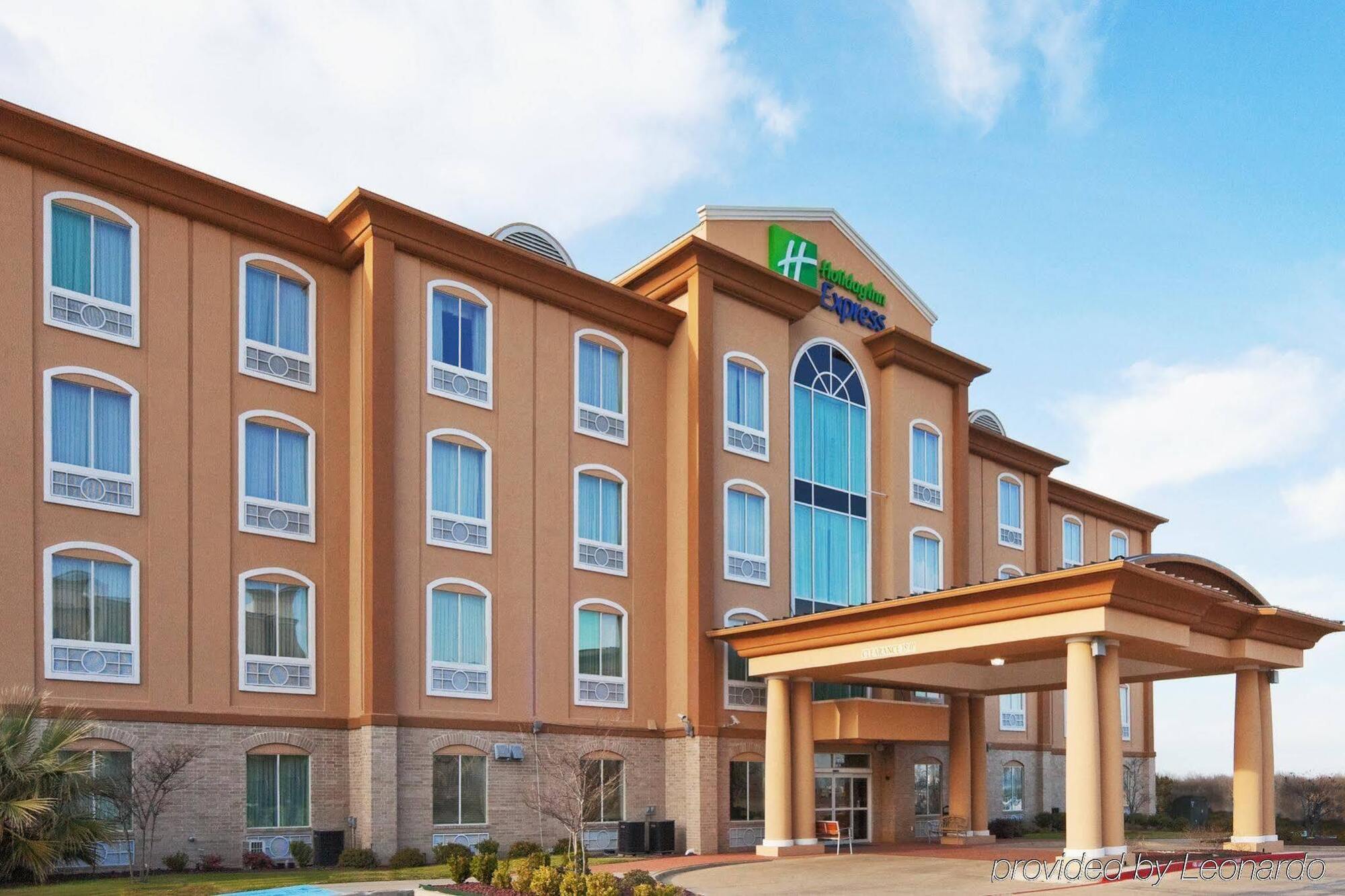 Holiday Inn Express Hotel And Suites Corsicana I-45 By Ihg Extérieur photo
